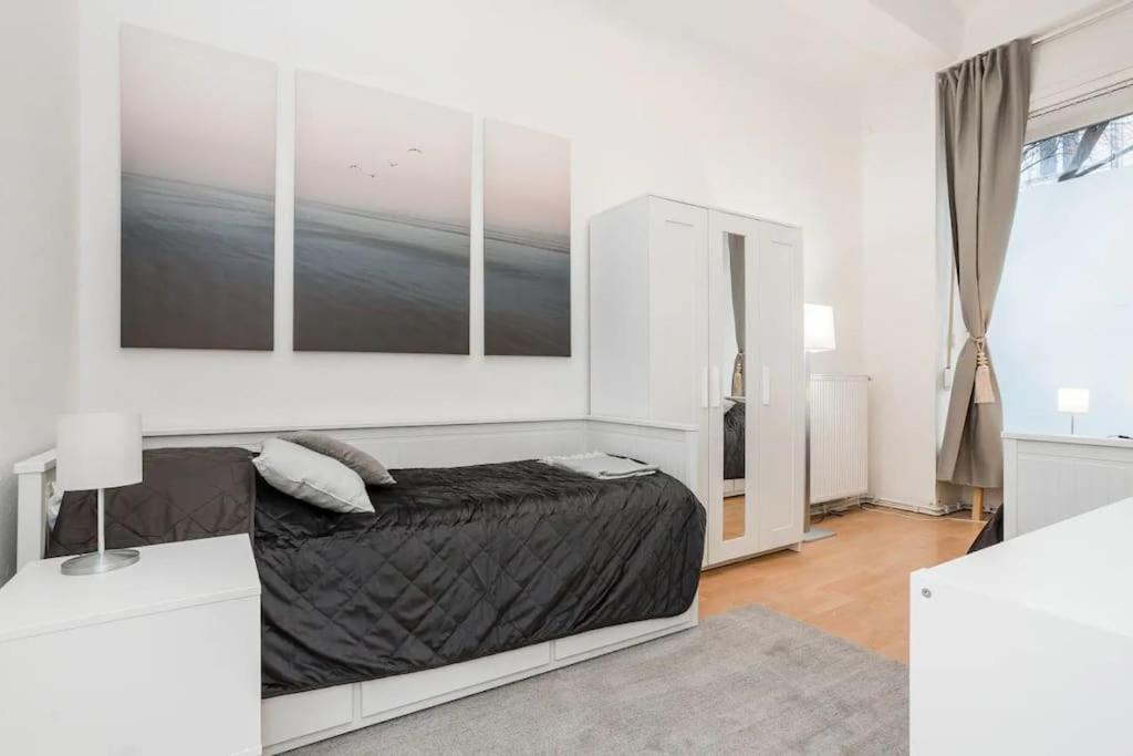 Newly Furnished Apartment For Up To 6 People Berlin Exteriör bild